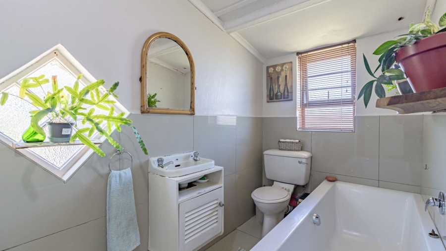 3 Bedroom Property for Sale in Gansbaai Central Western Cape